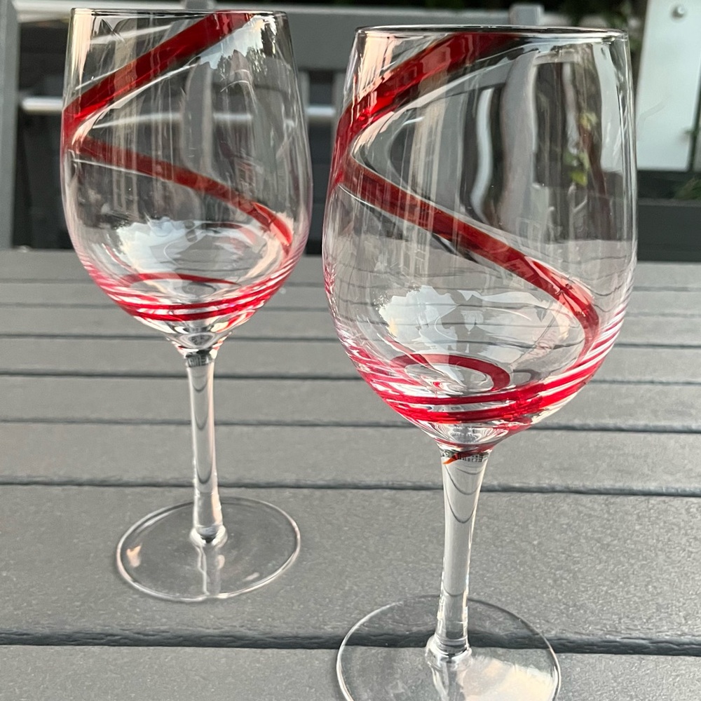 Pier 1; Vintage; Swirline Red Wineglasses; Hand Crafted Red Ribbon; *PAIR of 2*